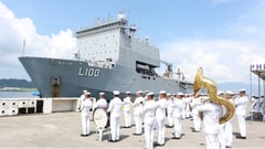 Australian warship HMAS Choules makes port call