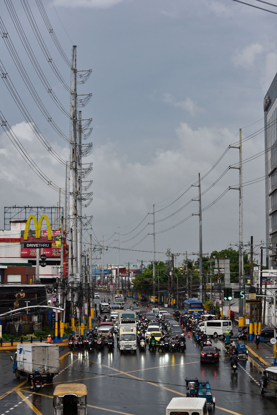 'Inday' brings heavy rain to Cavite