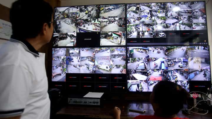 ‘Inday,’ the typhoon, dominates Davao streets