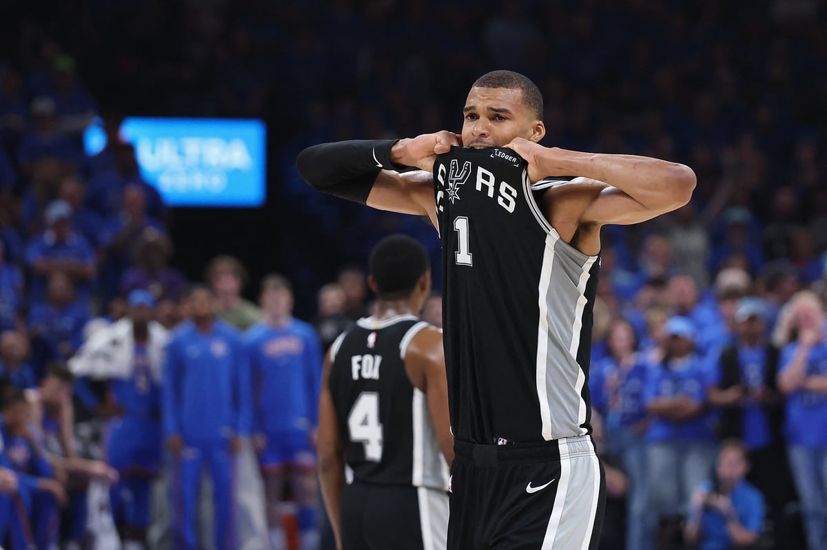 Wemby staying in San Antonio