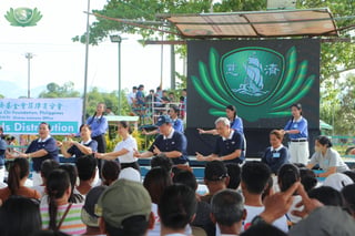 Tzu Chi aids 1,185 Ormoc families after Typhoon Opong