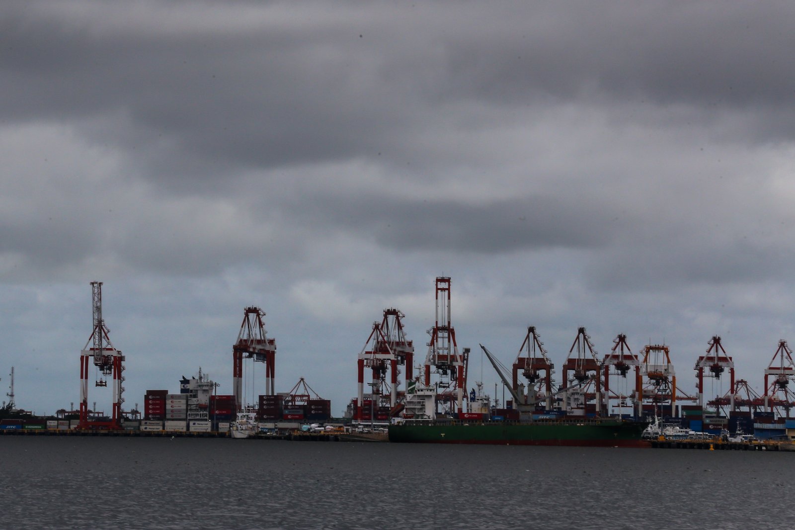 Dark clouds gather over Manila Bay as Typhoon Inday weakens and exits the Philippine Area of Responsibility on 11 June 2026. Face-to-face classes for tertiary and postgraduate students in public and private schools in the City of Manila have been suspended due to forecasts of moderate to heavy rainfall throughout the day.