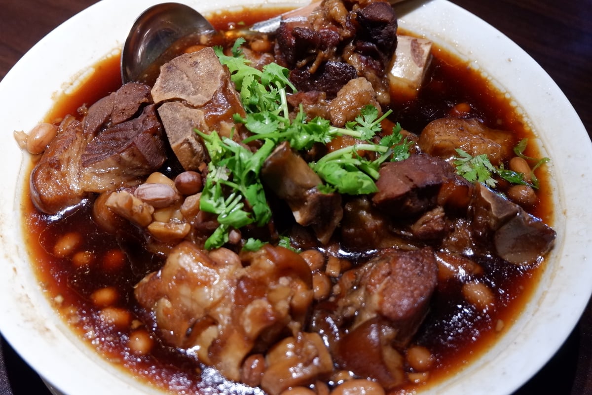 Red Castle 1899 serves refined Taiwanese and Chinese banquet classics that are as memorable as the historic setting.