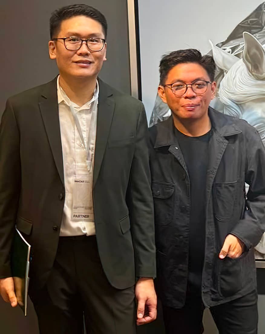 BRIAN Ong and artist JM Saycon.