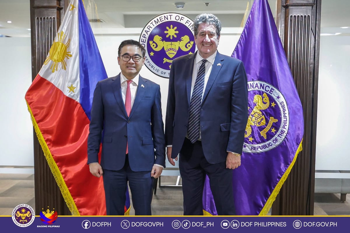 Deep economic ties Finance Secretary Frederick D. Go (left) welcomed US Ambassador Lee Lipton and members of his delegation during a courtesy visit for a wide-ranging discussion on strengthening economic ties between the Philippines and the United States. The country’s entry into the US-led Pax Silica initiative  marks a watershed moment for the nation’s economic trajectory, positioning it as a critical node in the global semiconductor and Artificial Intelligence supply chain.