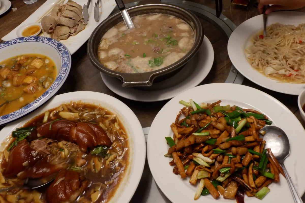 Bold flavors, home-style cooking. Jinshan Hakka Restaurant has been serving comforting Hakka classics since 1990.