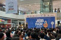 Jobseekers flock to the Annex Event Center at SM City Davao for the mall’s job fair, held in partnership with PMAP-Davao Chapter and PESO Davao.