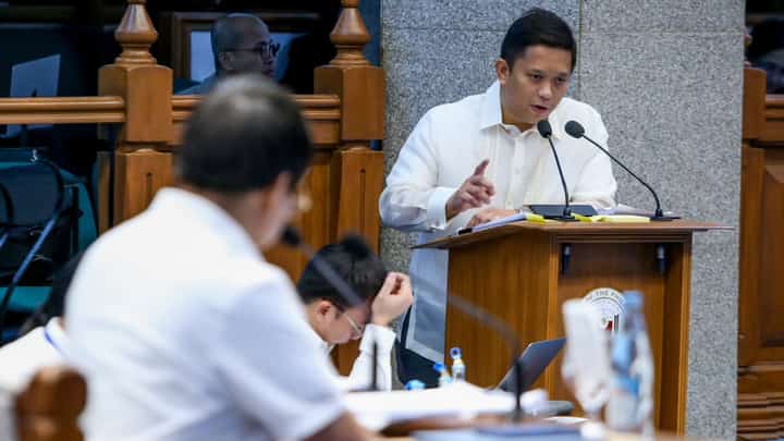 One of Vice President Sara Duterte's defense lawyers, Atty. Mark Vinluan questioning NBI-BARMM Regional Director Atty. Jeremy Lotoc on the fourth day of the impeachment trial against Duterte on Monday, 13 July.