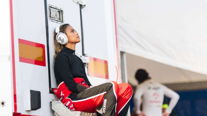 Bianca Bustamante takes a moment to regroup during Round 3 of the 2026 Eurocup-3 Championship at Imola, Italy.