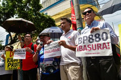 Labor Day protest case against 4 Makabayan leaders moves to Trial