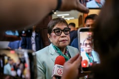 ‘Start with yourself’: Kapunan challenges Sara on transparency