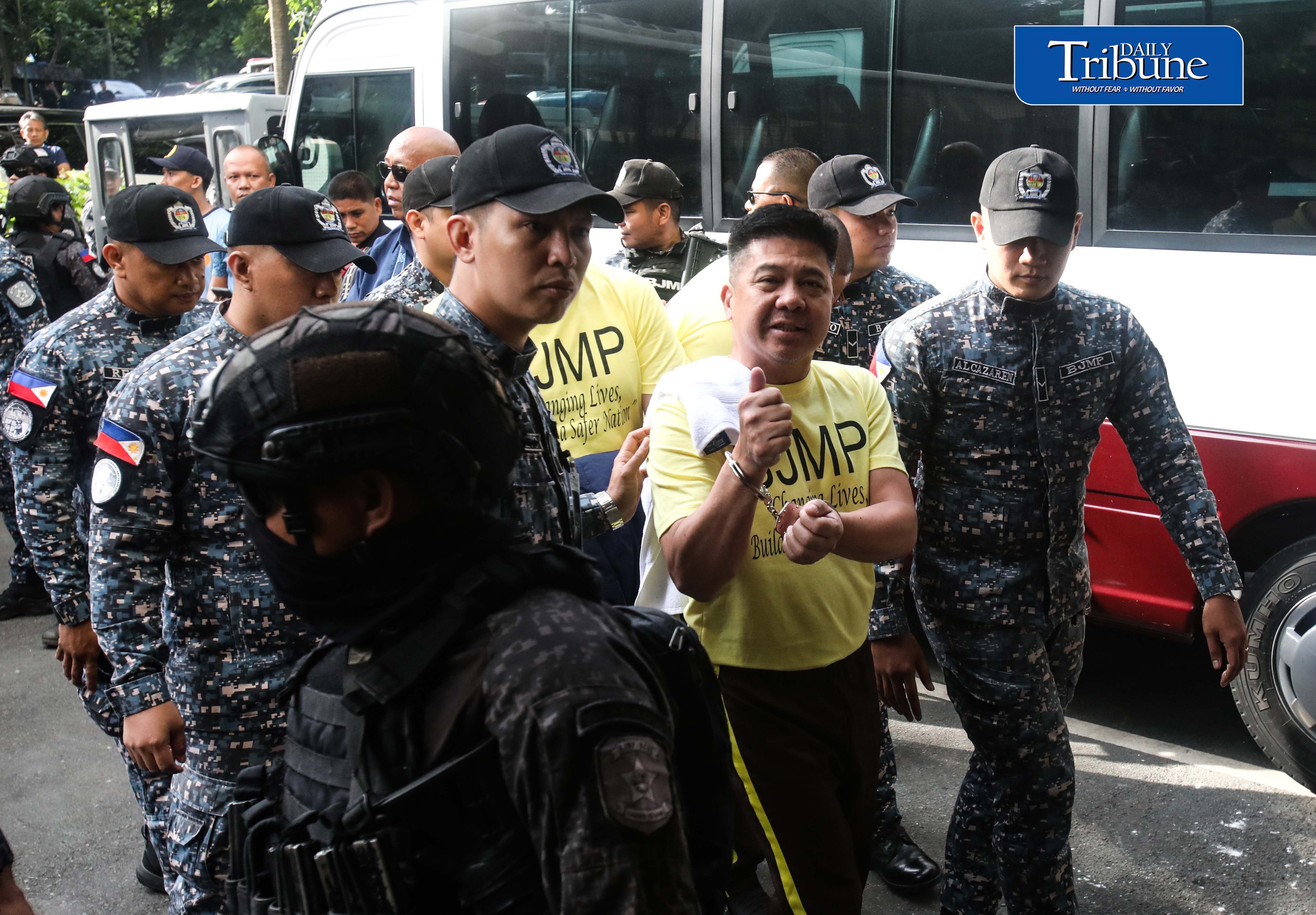 DEFENSOR, 2 BUSINESSMEN PLEAD NOT GUILTY IN PLUNDER CASE