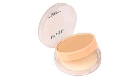 DT-LIFE APPROVED: Blur powder foundation deserves spot on your beauty kit