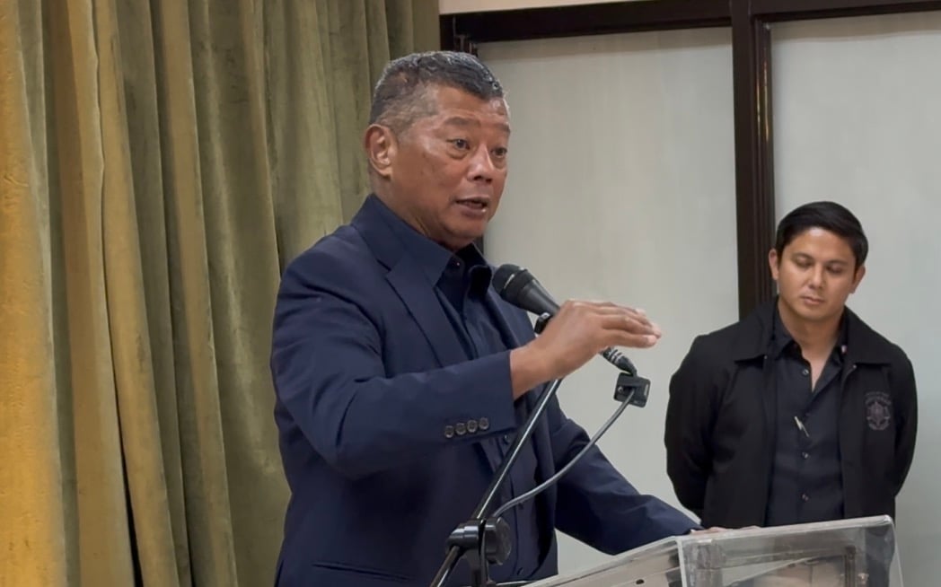 Ombudsman Remulla defends flood control probe amid criticism