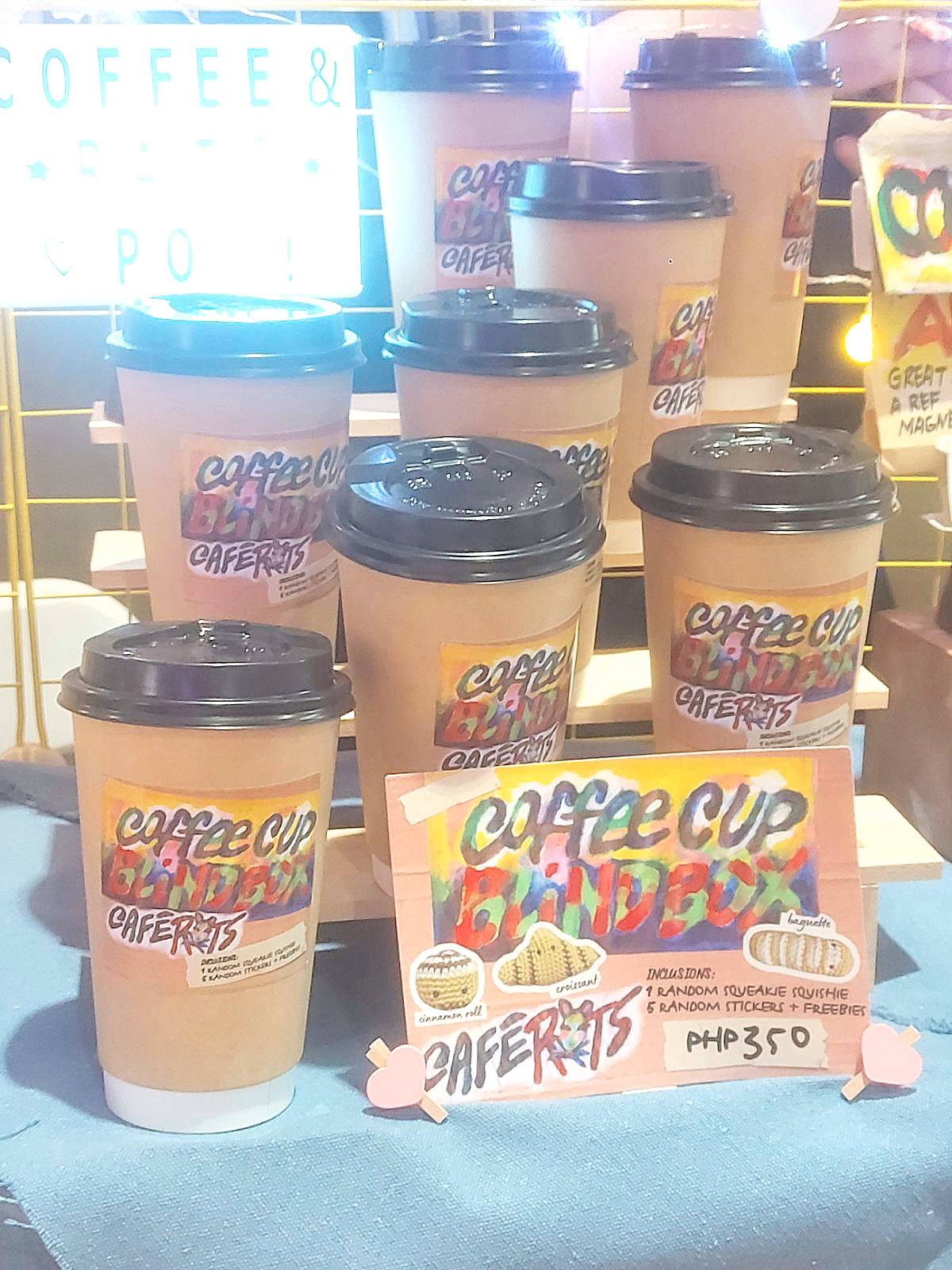 Coffee blind boxes.