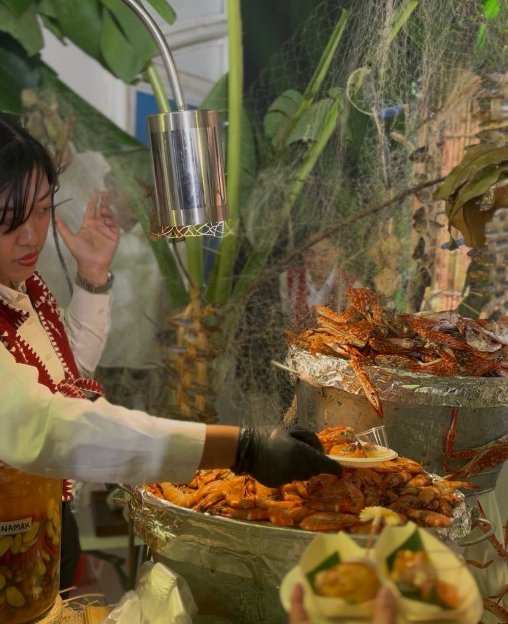 Luzon food station