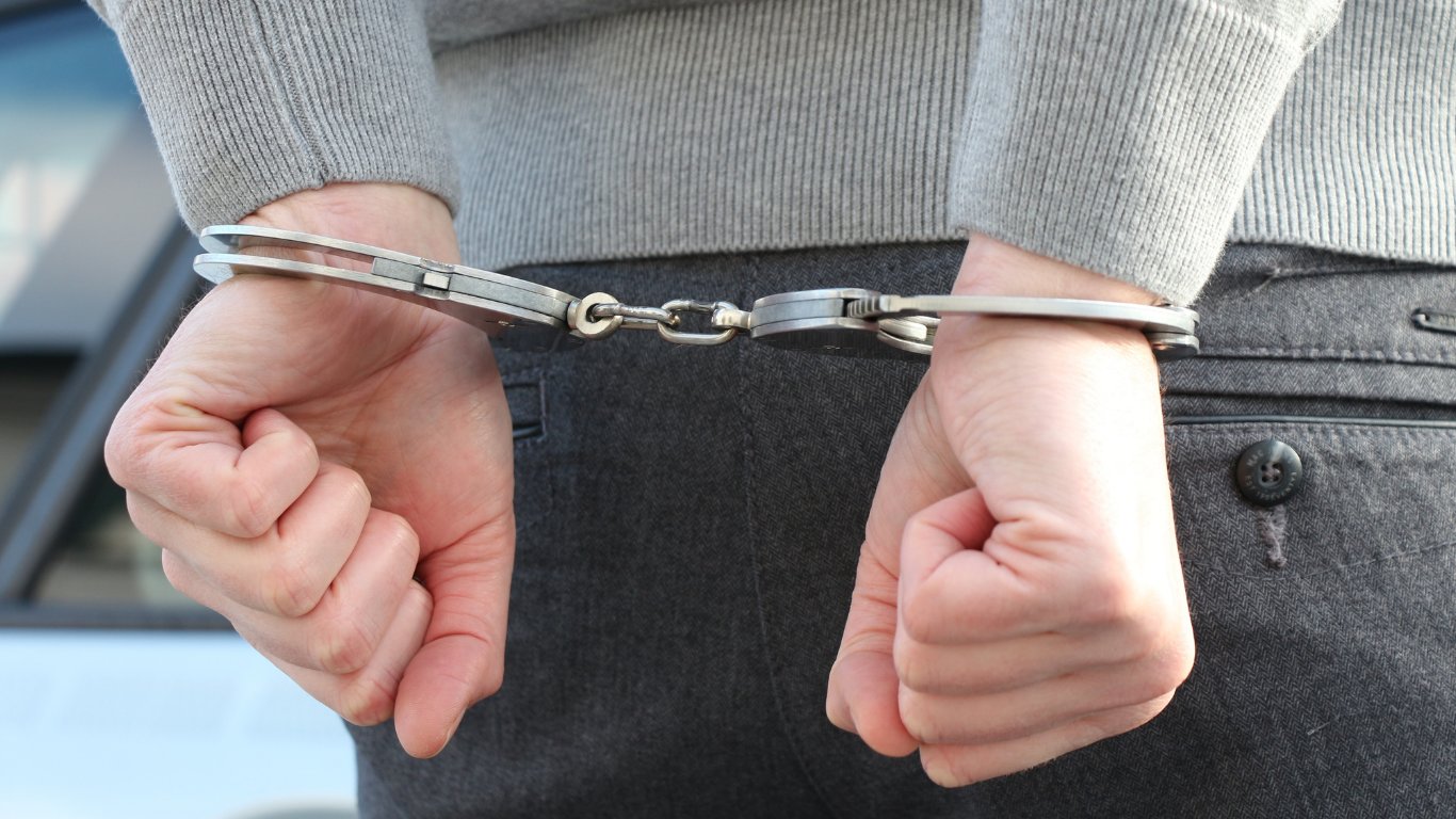 Drug sting lands 2 suspects