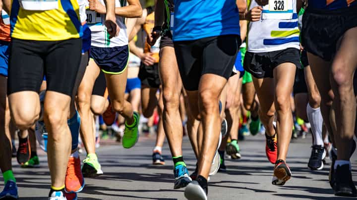 Makati charity run draws thousands