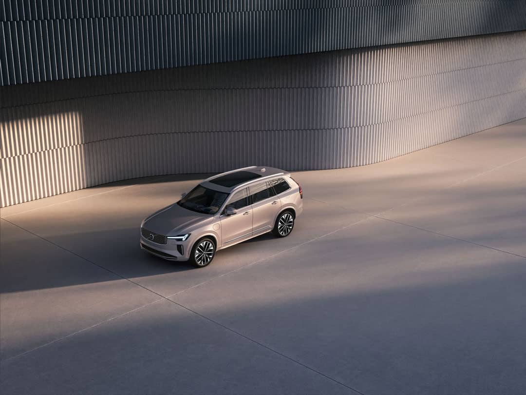 FLAGSHIP Volvo XC90 T8 PHEV combines modern safety systems with plug-in hybrid power.