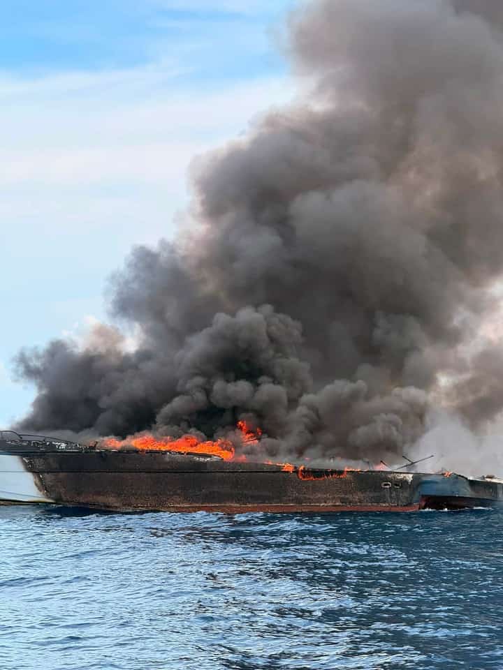 Four rescued as yacht burns down in Romblon