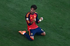 Spain down Argentina to win World Cup, shatter Messi dream