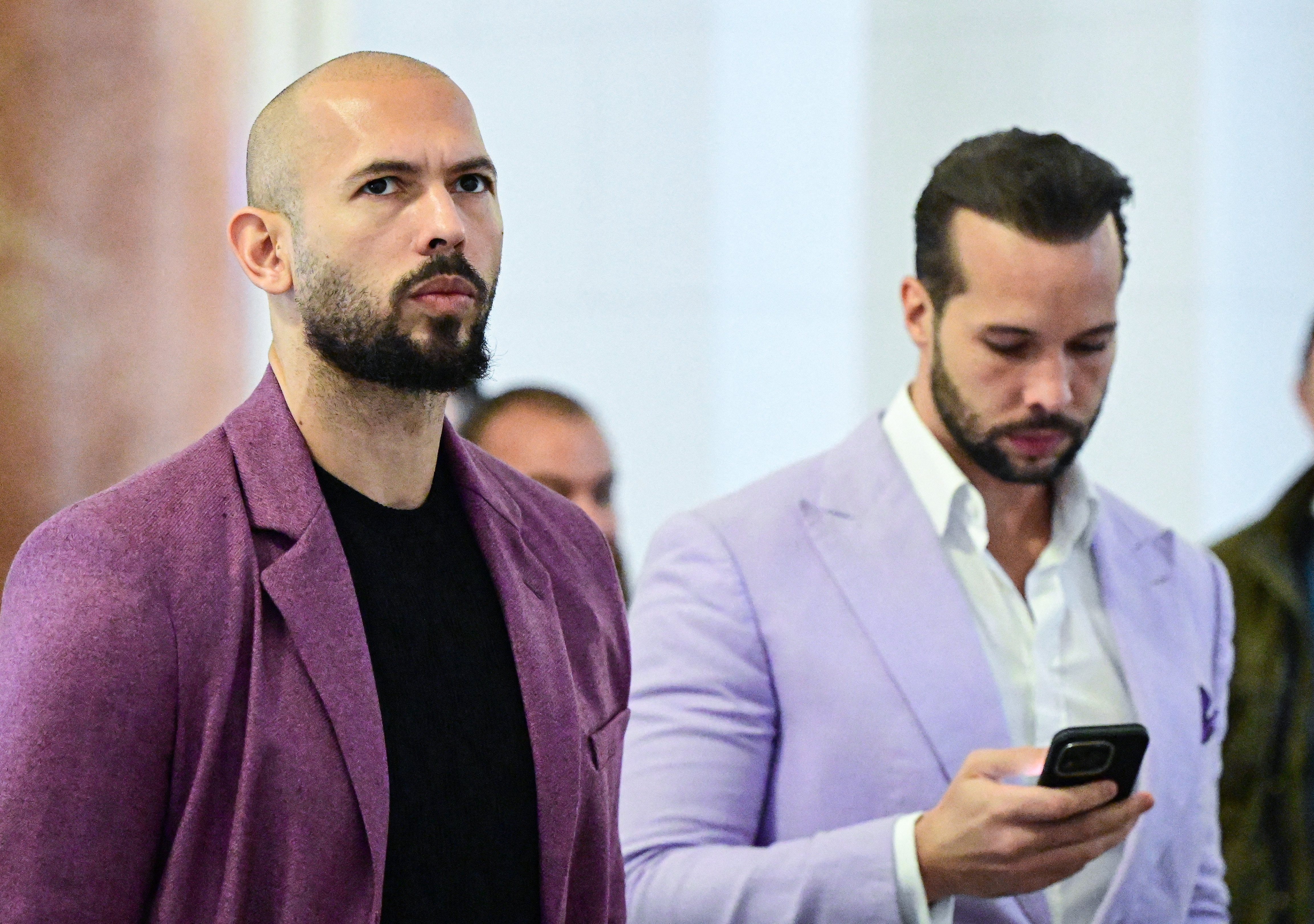 Influencer Andrew Tate, brother arrested in Miami