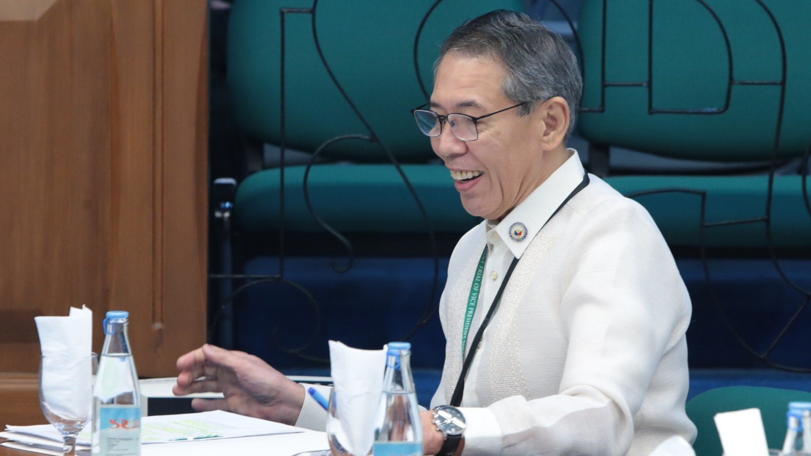 Prosecutors, groups push financial records’ outing