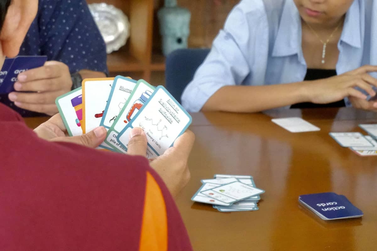 The scientifically grounded traditional Filipino remedies found in the game are based on real research from the Philippine Institute of Traditional and Alternative Health Care.