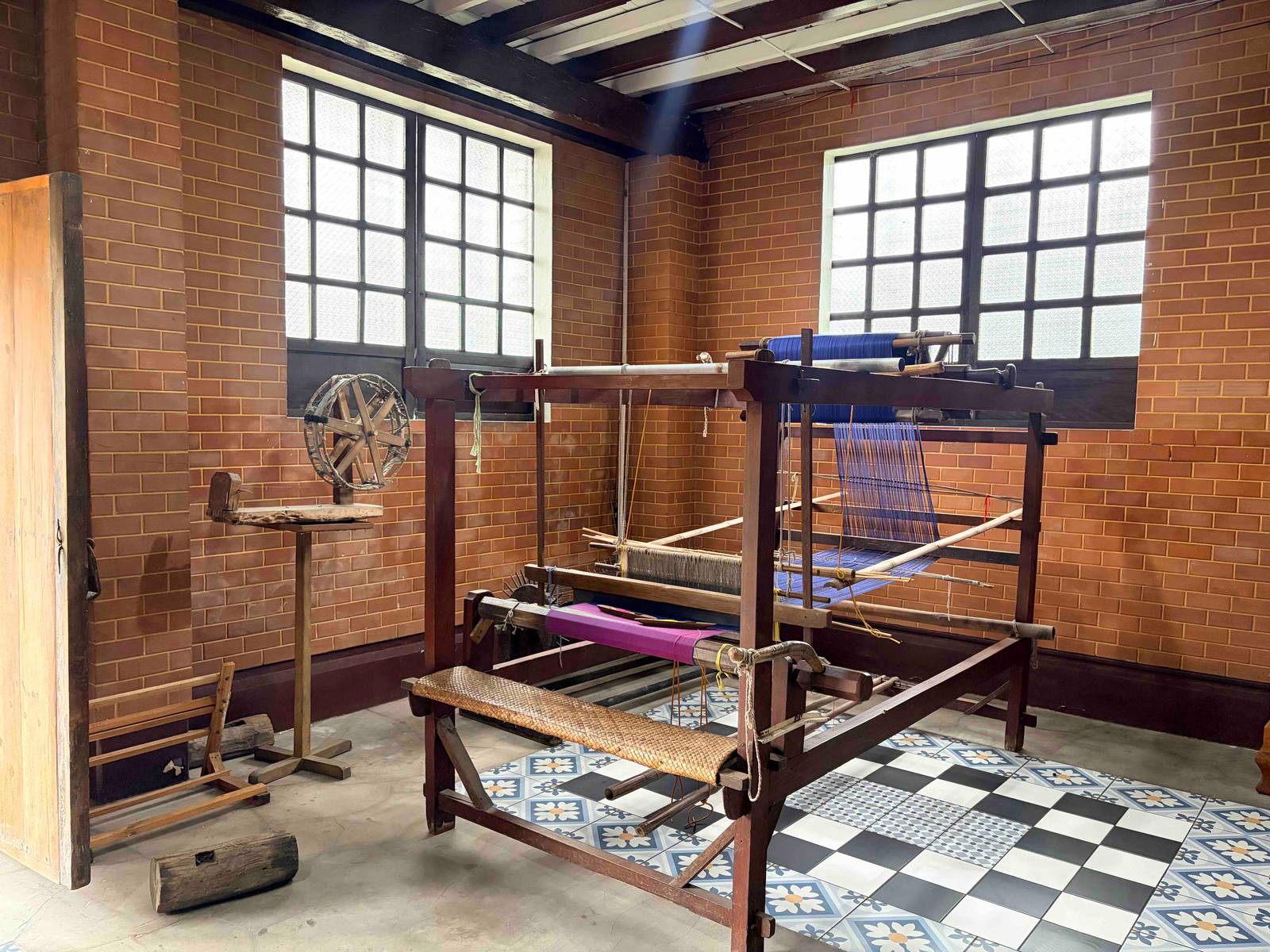 A traditional loom at the Sinamay House.