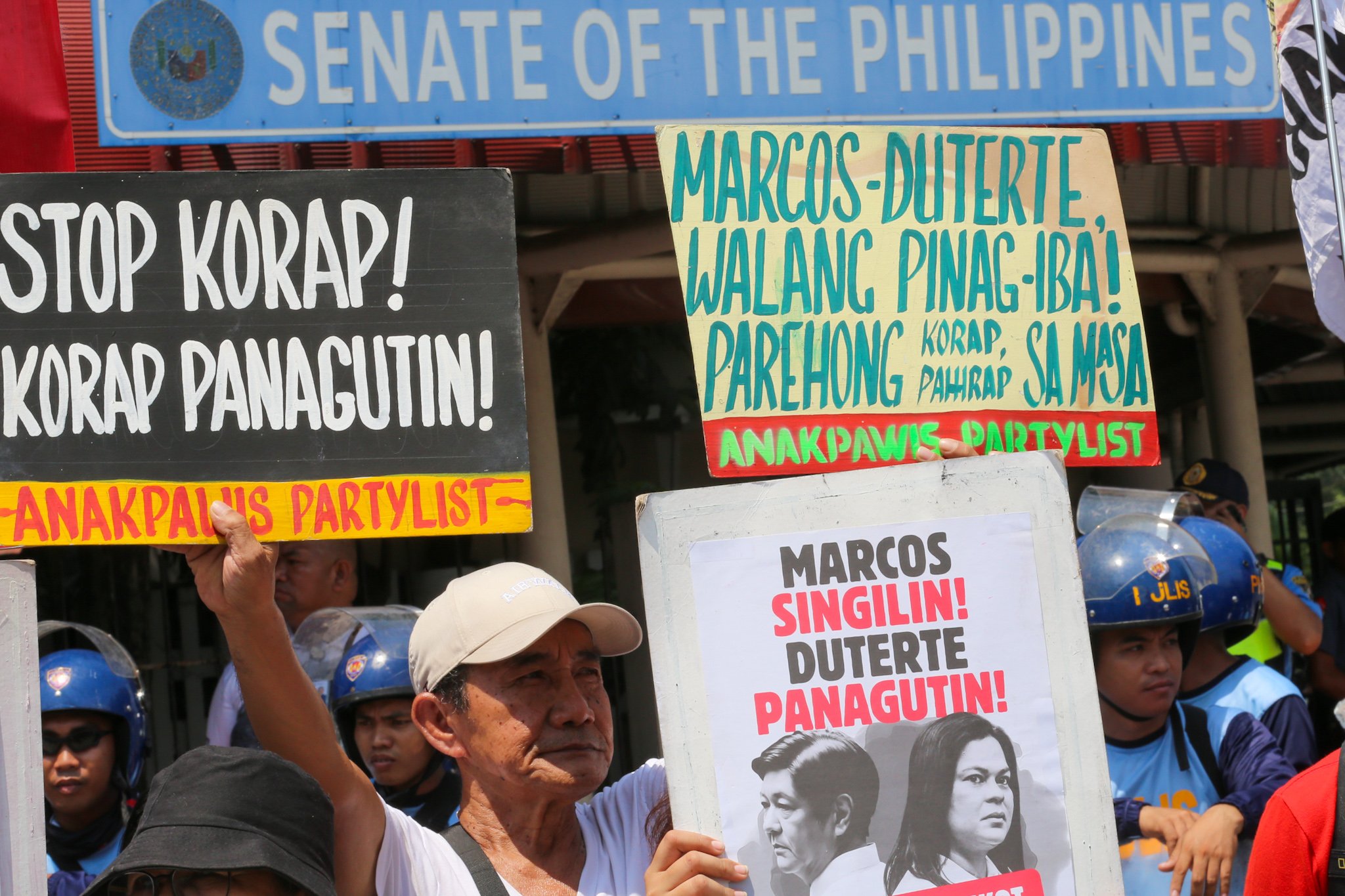 Rally outside the Philippine Senate
