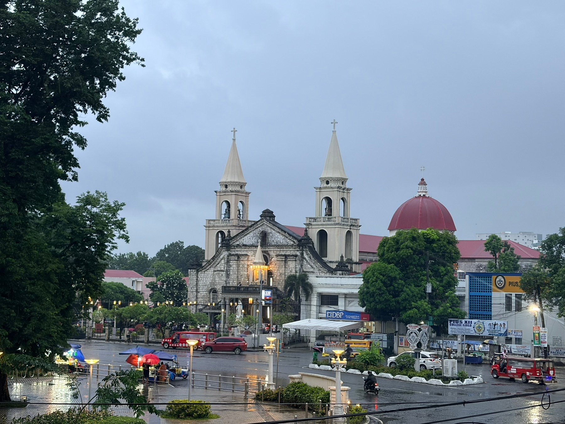Iloilo, where the past feels like home