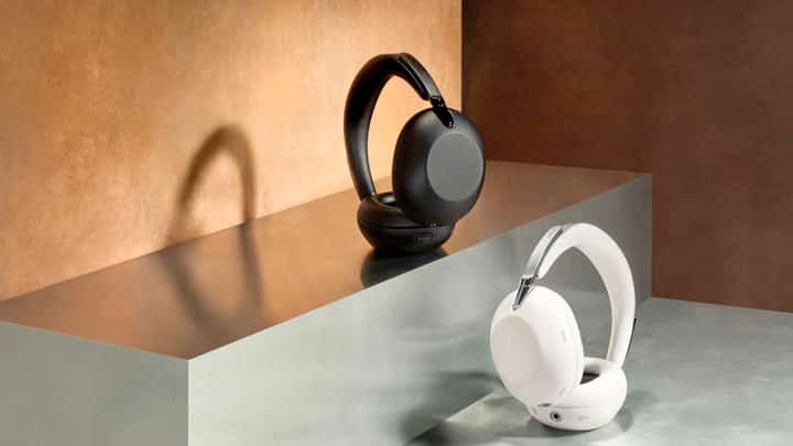 Next decade of 1000x Sony is betting on fashion, design and younger consumers as its flagship 1000X noise-canceling headphones enter their second decade.