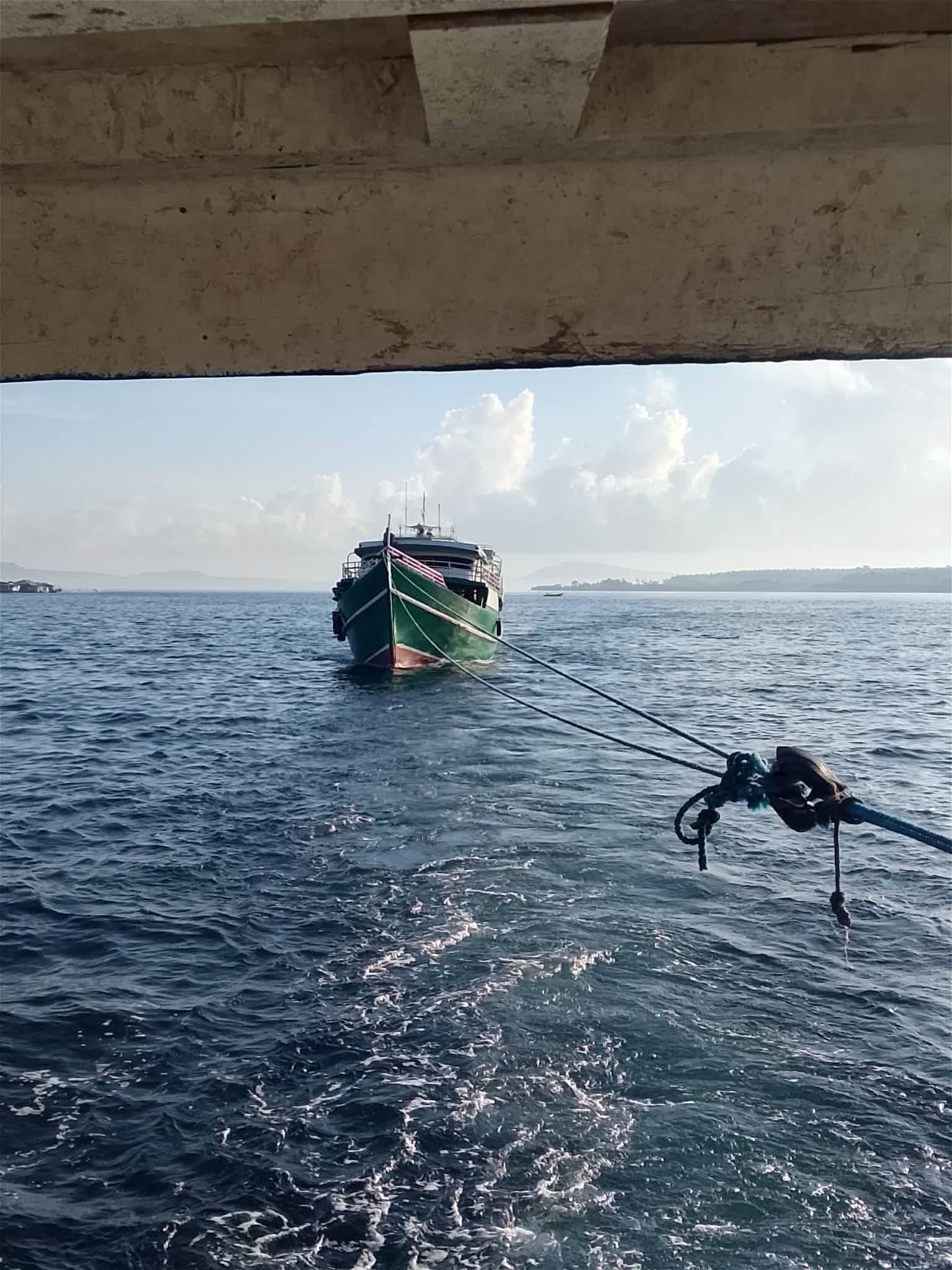 PCG rescues distressed boat in Sulu
