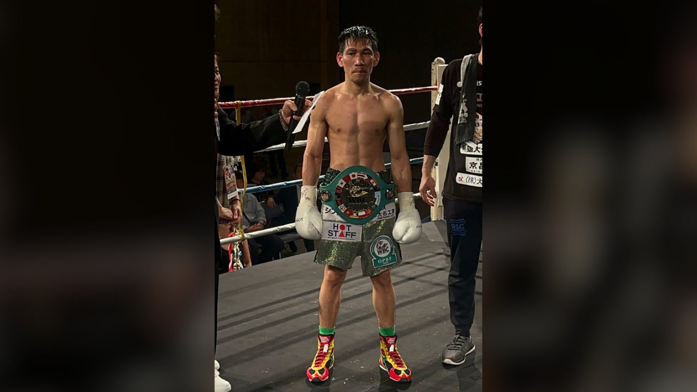 Vicelles guns for IBF light-fly crown