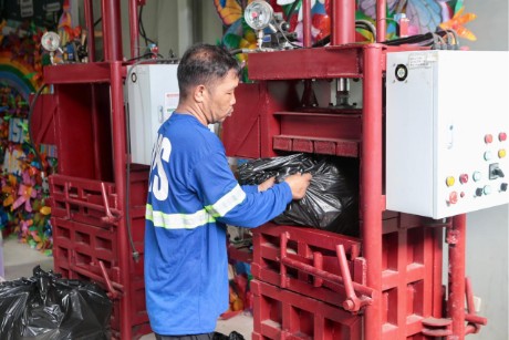 Coca-Cola backs stronger PET bottle recovery in Metro Manila