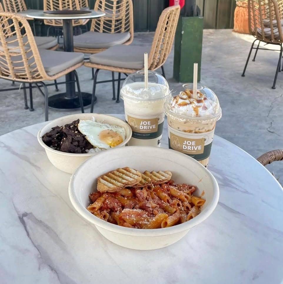 Joe Drive gives visitors the option to grab coffee on the go or unwind over a meal in its nature-inspired setting.