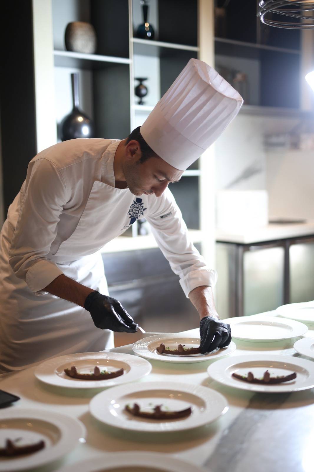 LE Cordon Bleu Pastry chef instructor Julien Bispo prepares the evening’s sweet finale.