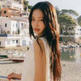 Jennie bares softer side in ‘Less than a Lover’