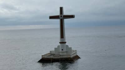 The Sunken Cemetery in Catarman, Camiguin stands as a reminder of the island’s volcanic history after the 1871 eruption of Mt. Vulcan submerged the former cemetery area. Today, it remains one of the province’s most recognized landmarks and a testament to nature’s power and resilience.