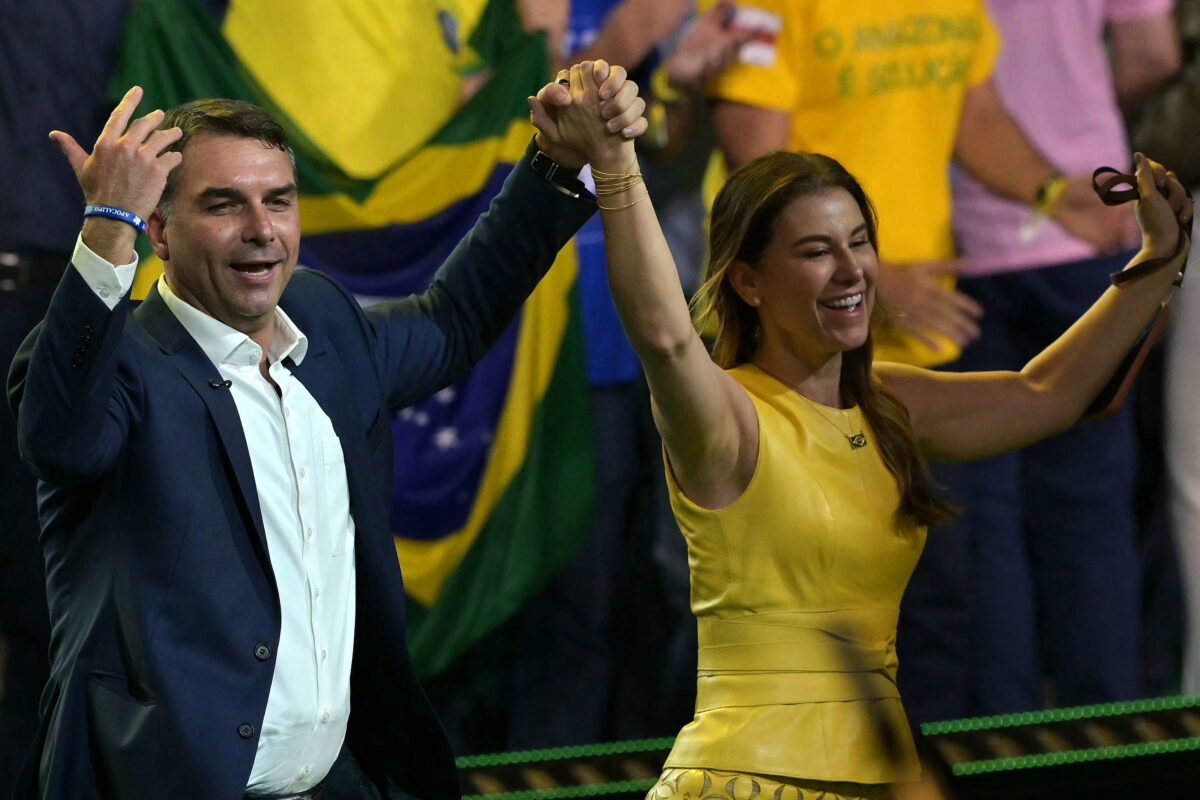 Bolsonaro's son to battle Lula for presidency