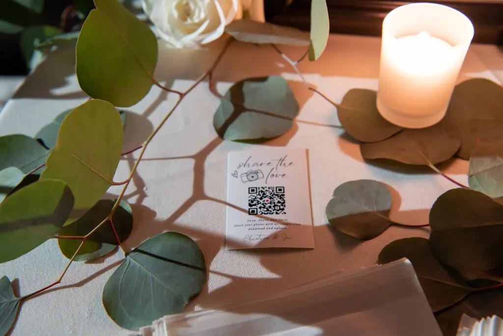 QR codes become latest wedding trend
