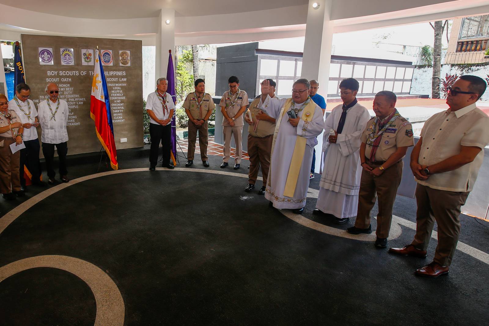 Former Vice President Jejomar Binay. Boy Scout