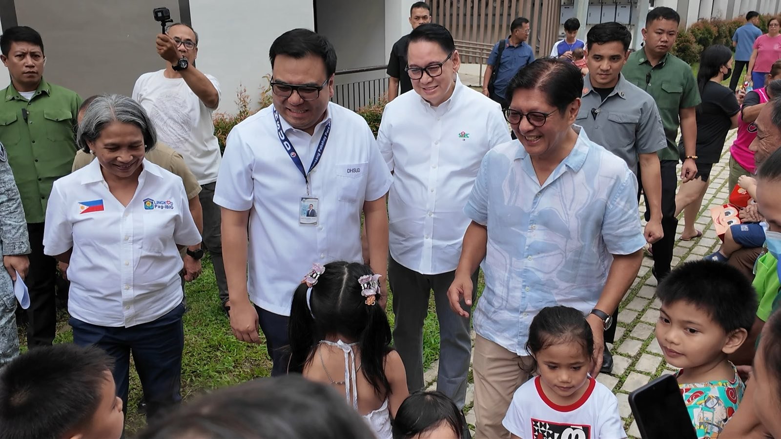 Marcos inspects SHFC's Expanded 4PH housing project in Davao