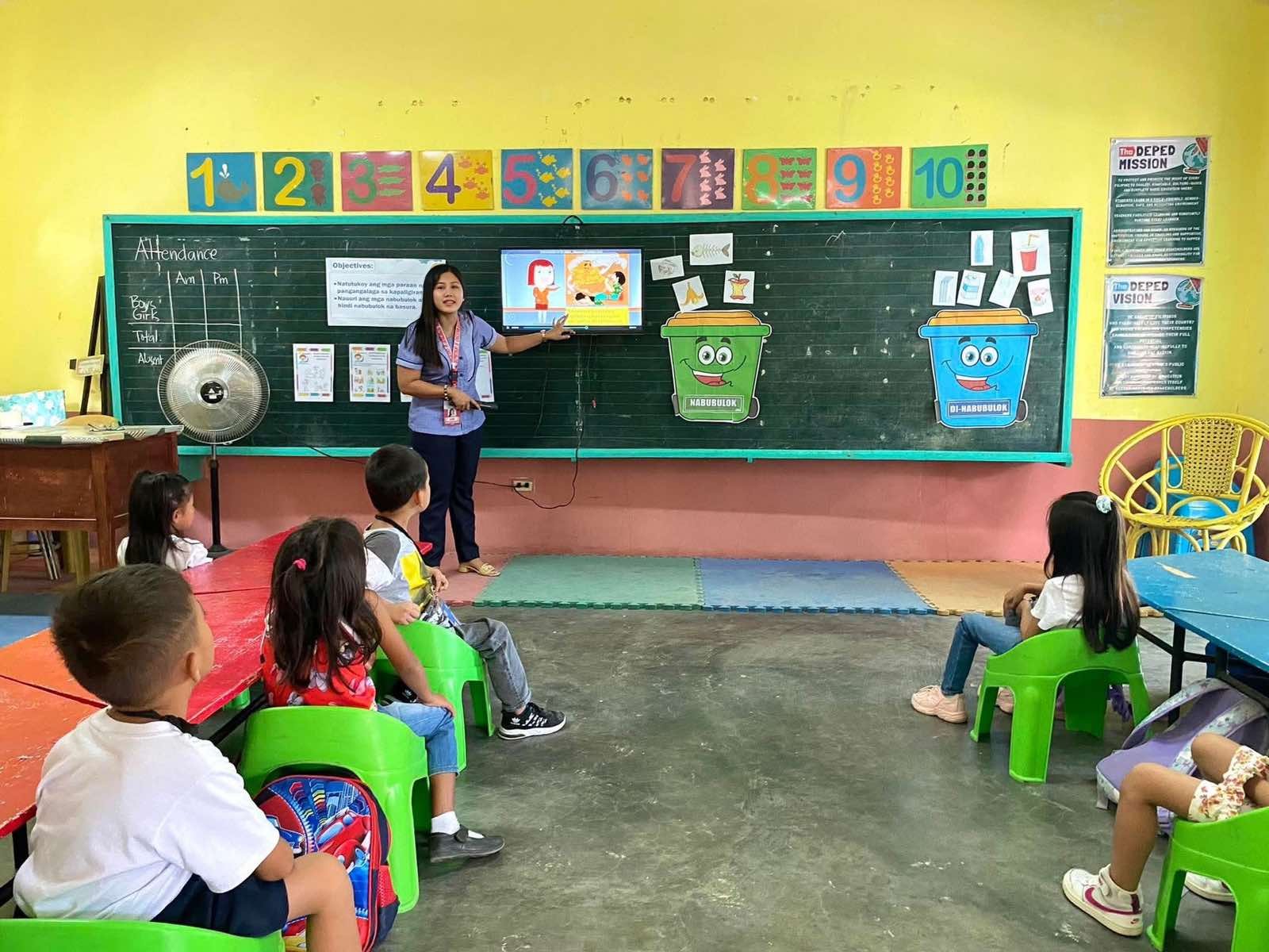 DepEd proposes automatic class suspensions at 40°C heat index, hazard alerts
