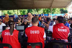 DSWD distributes UPLIFT aid to over 2,900 beneficiaries in South Cotabato, Cotabato