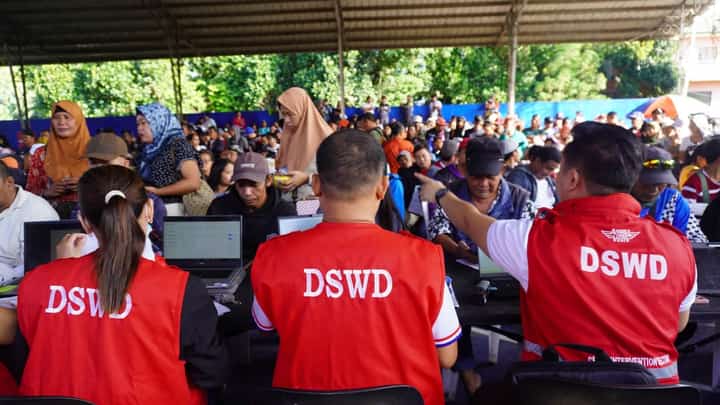 DSWD Field Office 12 conducted UPLIFT assistance payout to thousands of beneficiaries under Group 2 in Polomok, South Cotabato at Barangay Pagalungan Gymnasium, Wednesday, 29 July 2026.