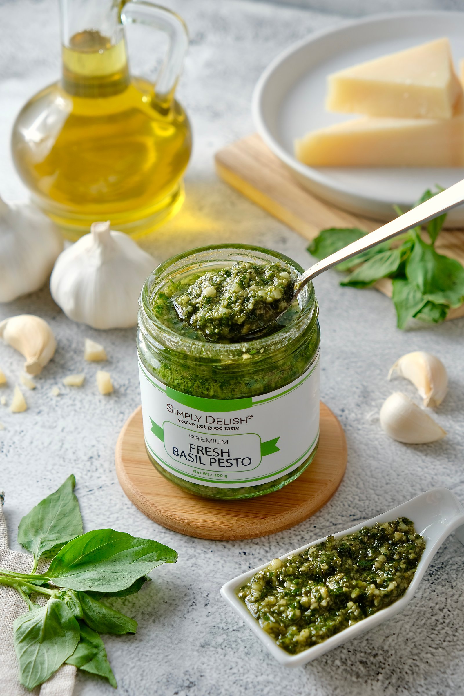 FRESH basil pesto