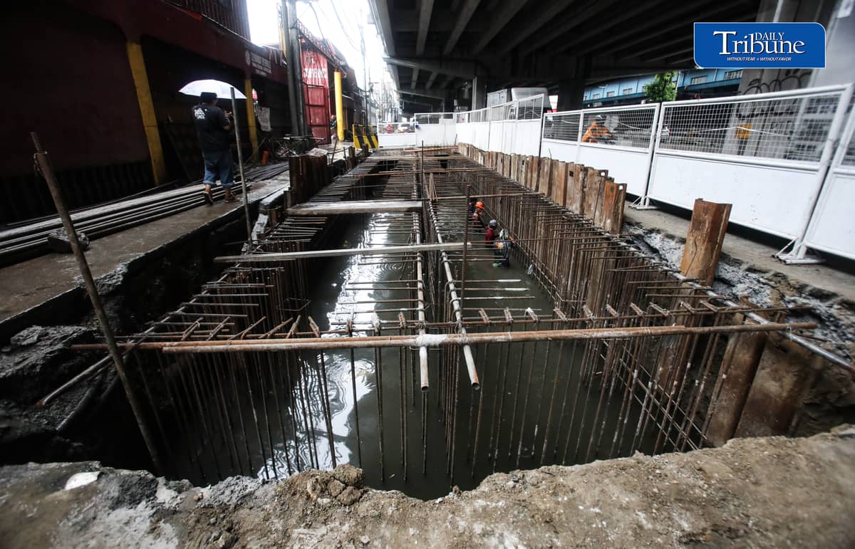 (July 29 2026) Workers was seen tie a wire to the steel at the ongoing Water Detention Basin, a flood control project of Quezon City government to provide long term solutions of flooding in the area, along Araneta Ave. in Quezon City on Wednesday July 29 2026, the detention basin is a drainage capacity of 2,050 cubic meters can store up to 2,530 cubic metres of water. Photo/Analy Labor