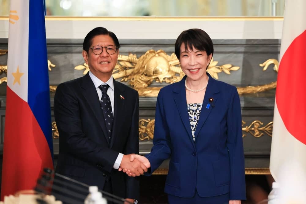 Prime Minister 
Takaichi Sanae with President Ferdinand Marcos Jr. during the Japan-Philippines Summit Meeting.
© Cabinet Public 
Affairs Office