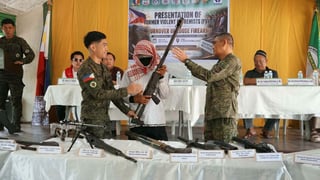 6 ex-CTG members surrender, turns over 24 loose firearms in Maguindanao Del Sur